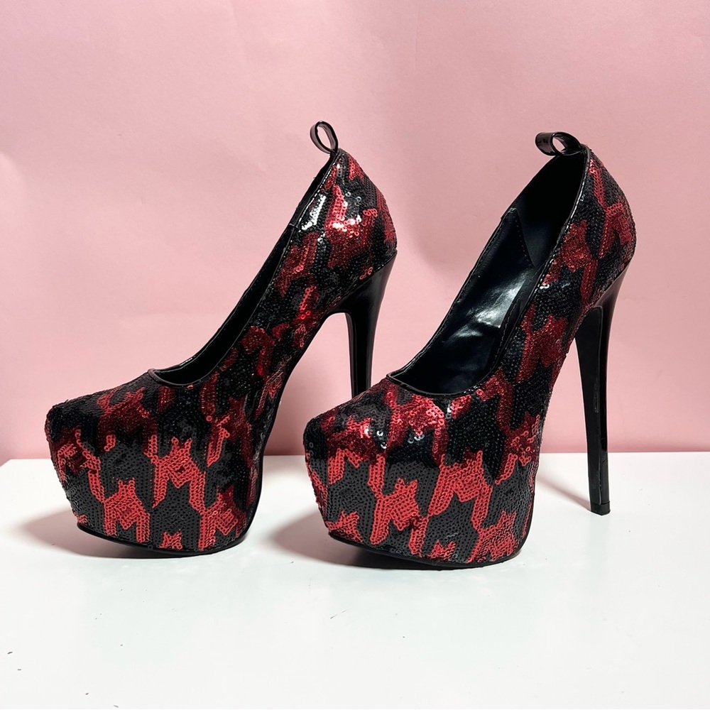 Y2K 2000s Mcbling shoedazzle sequins houndstooth stiletto pumps
